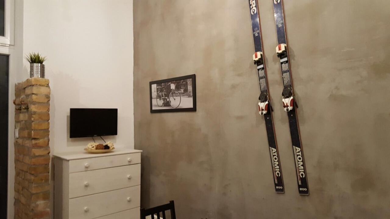 K10 A Kazinczy Apartment Budapest Eksteriør billede